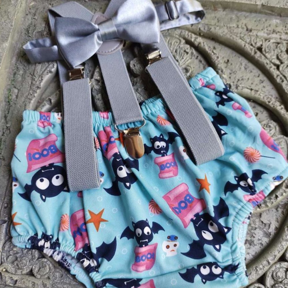 Halloween First Birthday boy cake smash outfit bats print boo bloomers, gray sus